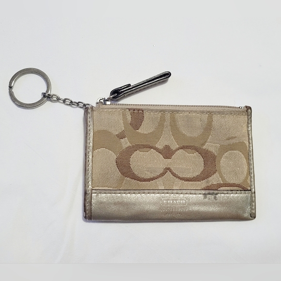 CUTE Coach Signature Coin Purse Keychain 🔑 - Picture 5 of 5